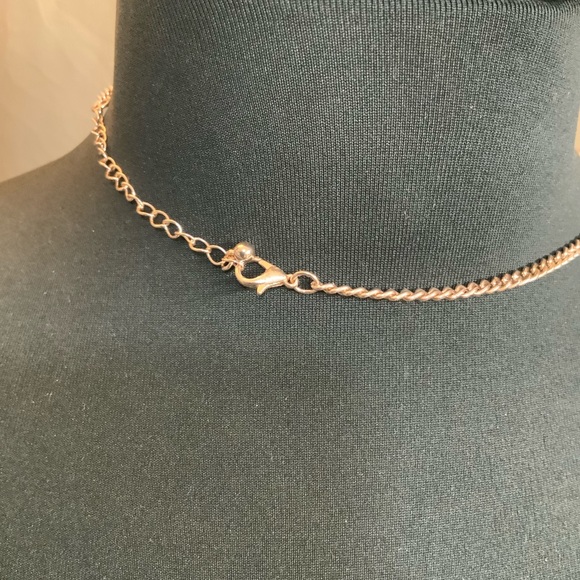 Flower Bling Statement Necklace - Picture 2 of 4